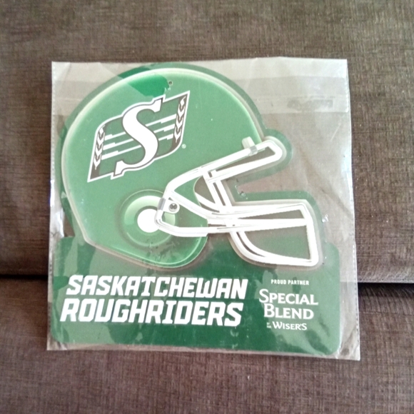 Saskatchewan Roughriders Football Helmet Bar Sign - Picture 3 of 3